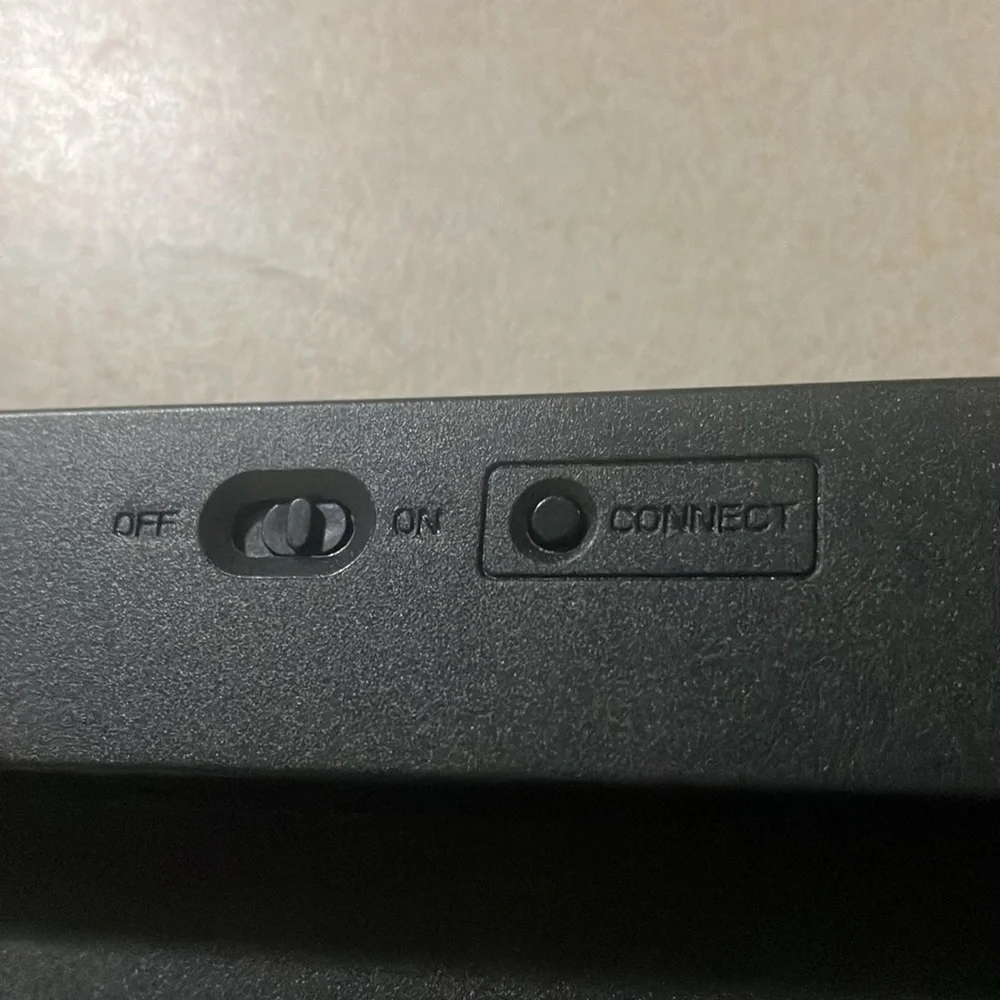 Merkury sleek black